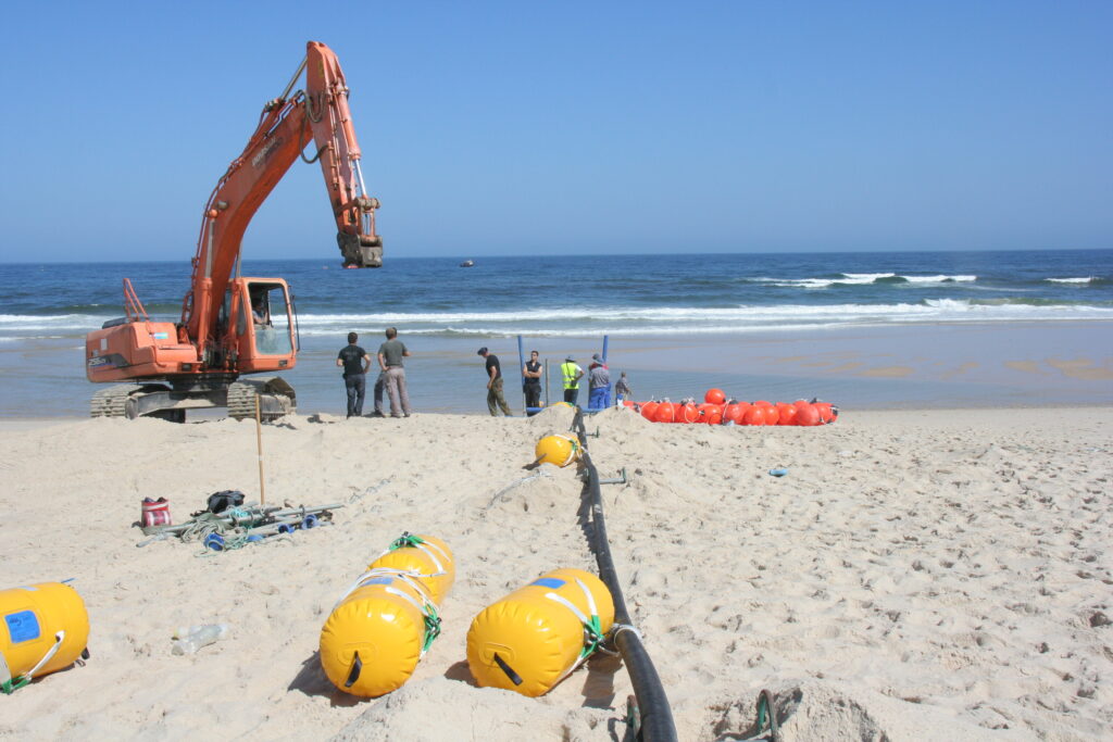 Subseacable Installation (2012) image 3