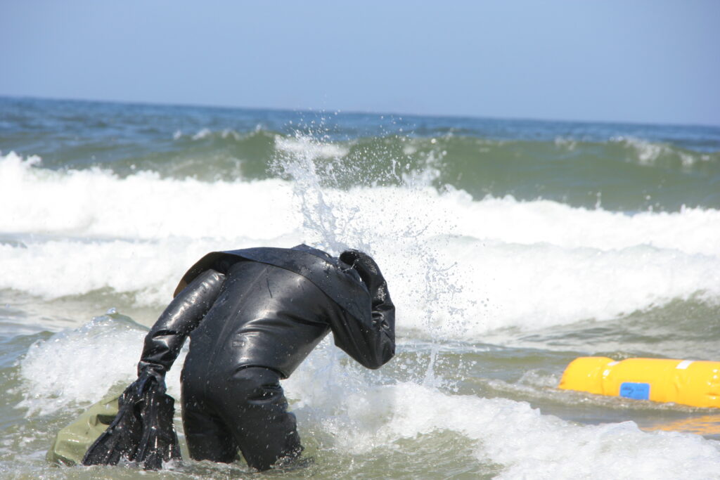 Subseacable Installation (2012) image 5