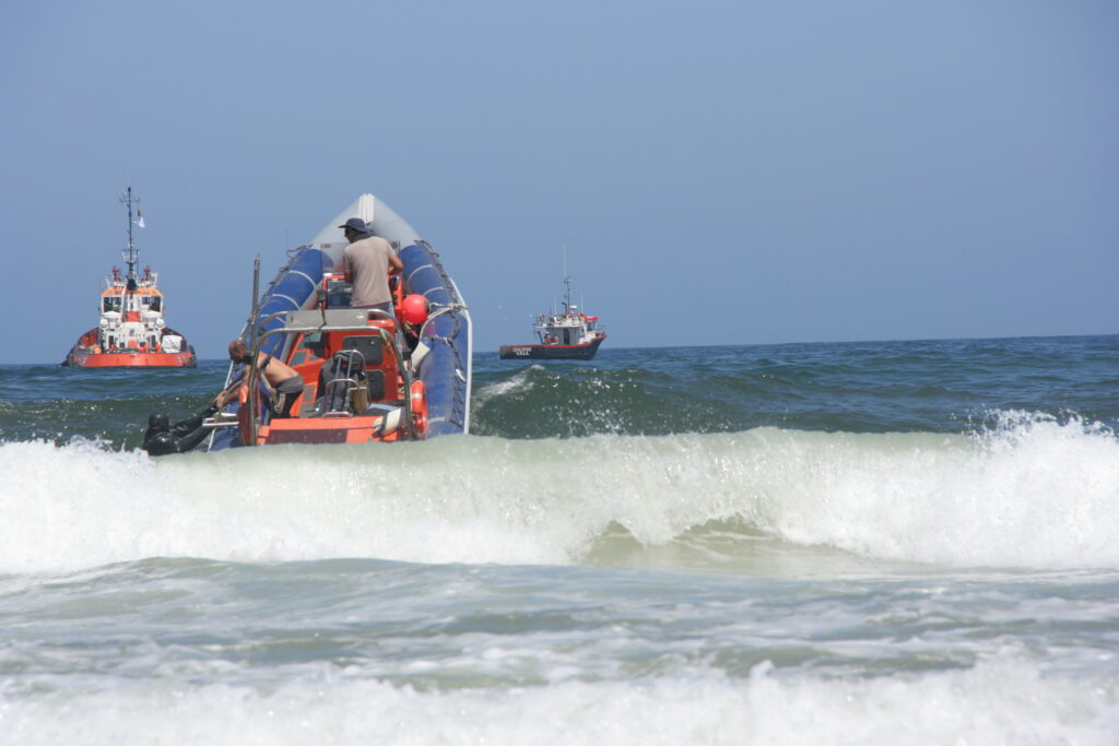 Subseacable Installation (2012) image 6